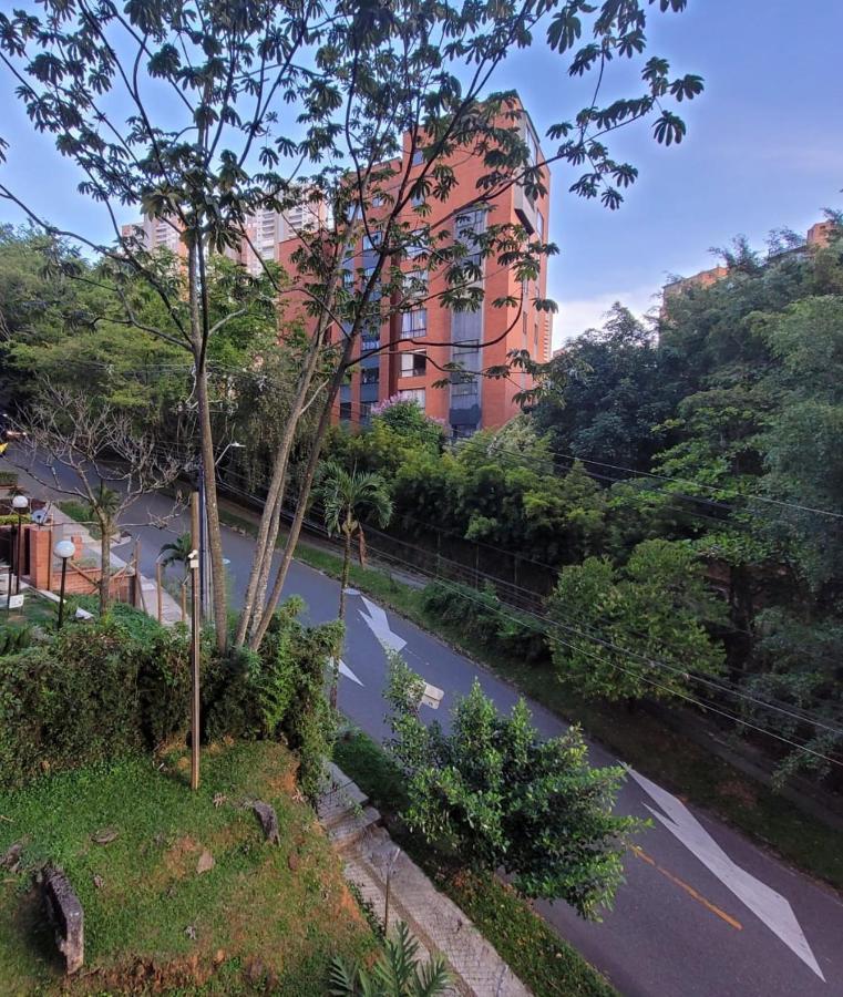 De Viajeros En Poblado Apartamento *